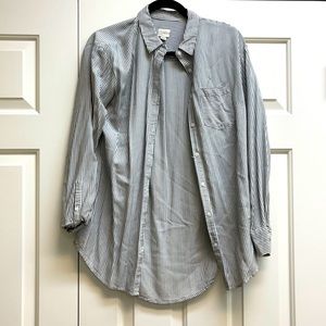 Striped boyfriend shirt size medium.